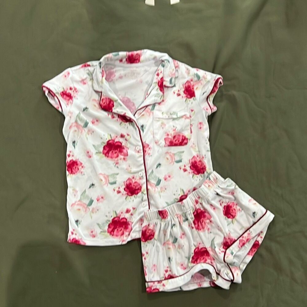 Tahari Red Floral Girls PJ Set (7/8)